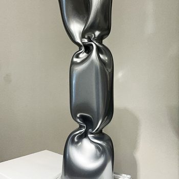 Laurence-Jenkell-bonbon-sculpture-aluminium-plexiglas-Jenk