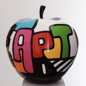 benedicto pomme sculpture acrylique