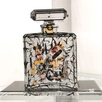 Fred-meurice-flacon-chanel-sculpture-tableau-plexiglas