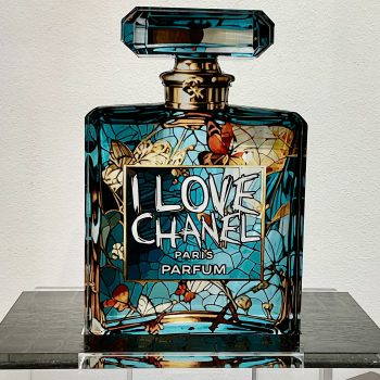 Sculpture - plexiglass - Chanel - Mode - Parfum