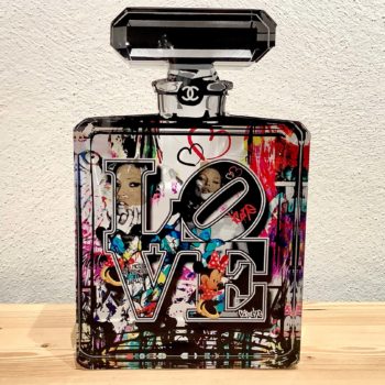Fred-meurice-flacon-chanel-sculpture-tableau-plexiglas